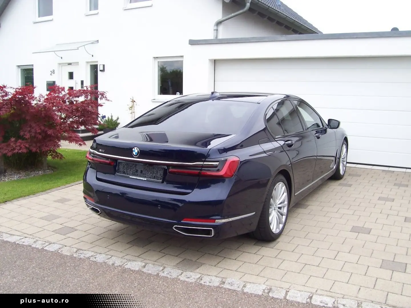 BMW 750i xDrive B&W Night EGSD F-Parken Laser I.Hand