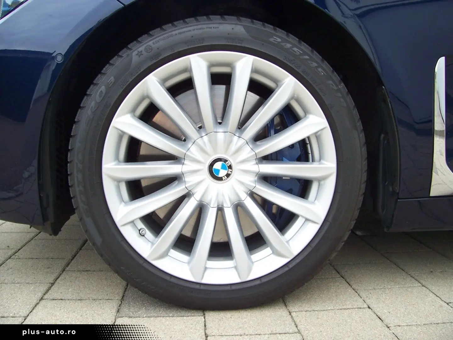 BMW 750i xDrive B&W Night EGSD F-Parken Laser I.Hand