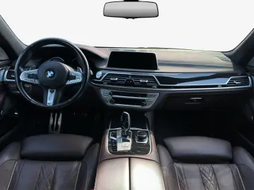 BMW 750i xDrive M Sport B&W LASER NIGHT MASS VENT