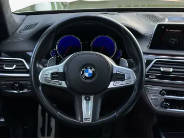 BMW 750i xDrive M Sport B&W LASER NIGHT MASS VENT
