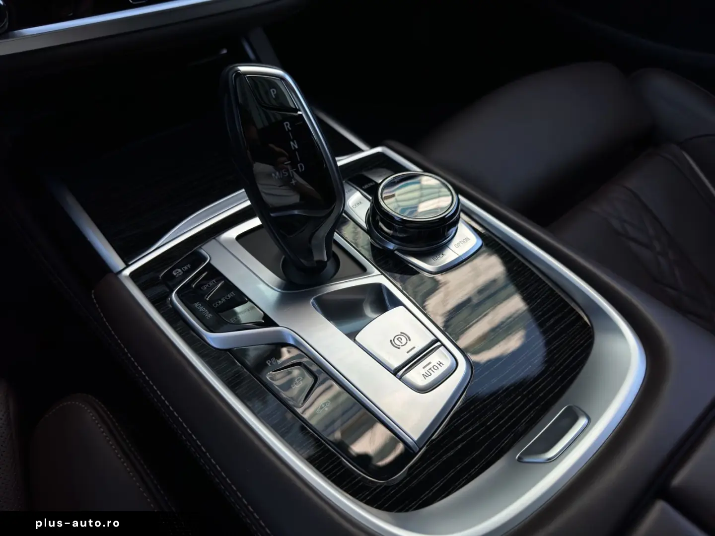 BMW 750i xDrive M Sport B&W LASER NIGHT MASS VENT