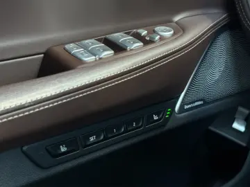 BMW 750i xDrive M Sport B&W LASER NIGHT MASS VENT