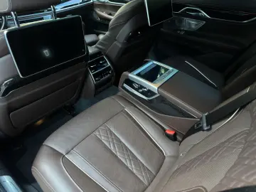 BMW 750i xDrive M Sport B&W LASER NIGHT MASS VENT