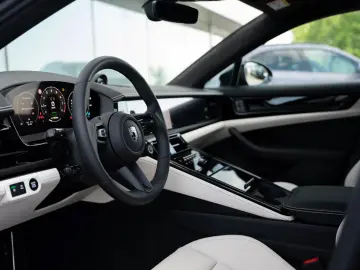 Porsche Panamera Turbo E-Hybrid
