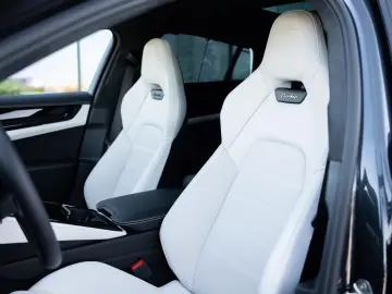 Porsche Panamera Turbo E-Hybrid