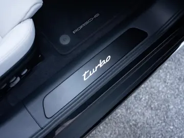 Porsche Panamera Turbo E-Hybrid