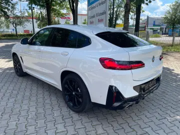 BMW X4 30d M-Sport Laser Panorama Keyless HuD  360