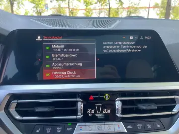 BMW M440i xDrive Gran Coupe Glass-Dach AHK Rü.Kamera