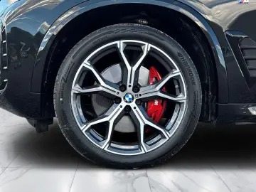 BMW X5 xDrive30d M Sport Pro 21 AHK Pano Standhzg