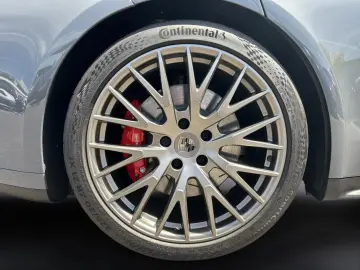 Porsche Panamera Turbo E-Hybrid