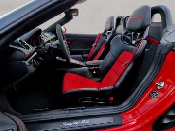 PORSCHE Boxster 718 Spyder RS Lift Chrono PDLS Bose RFK
