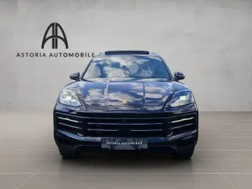 PORSCHE Cayenne Hybrid Pano SoftCl ACC 360  HuD Bose 14w