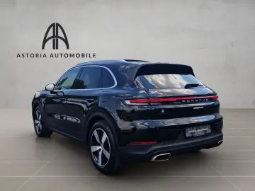 PORSCHE Cayenne Hybrid Pano SoftCl ACC 360  HuD Bose 14w