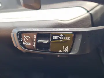 PORSCHE Cayenne Hybrid Pano SoftCl ACC 360  HuD Bose 14w