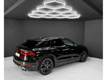 AUDI SQ8 4.0 TFSI   MATRIX   B&O   PANO   HEAD-UP   3