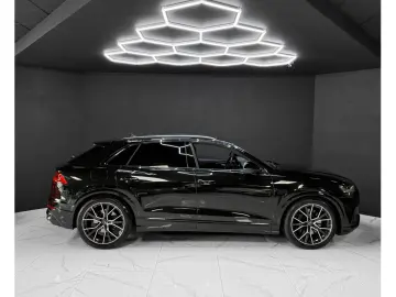 AUDI SQ8 4.0 TFSI   MATRIX   B&O   PANO   HEAD-UP   3