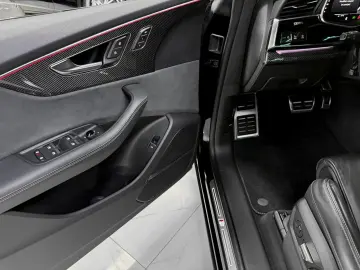 AUDI SQ8 4.0 TFSI   MATRIX   B&O   PANO   HEAD-UP   3