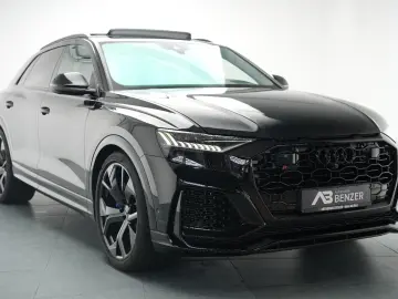 AUDI RSQ8 4.0 TFSI  Panorama Keramik Massage HUD B&O
