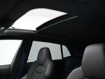 AUDI RSQ8 4.0 TFSI  Panorama Keramik Massage HUD B&O