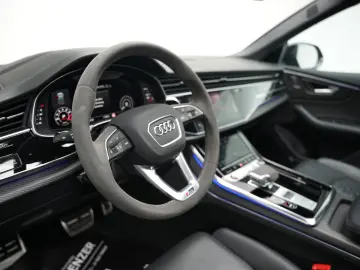AUDI RSQ8 4.0 TFSI  Panorama Keramik Massage HUD B&O
