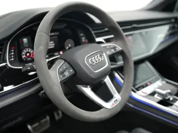 AUDI RSQ8 4.0 TFSI  Panorama Keramik Massage HUD B&O