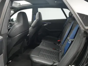AUDI RSQ8 4.0 TFSI  Panorama Keramik Massage HUD B&O