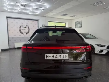 AUDI Q8 50 TDI S-LINE PANO MATRIX B&O HUD KEYLESS