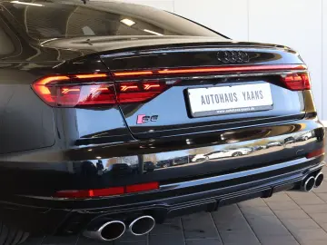AUDI S8 4.0 TFSI qu. LUFT B&O HUD SOFT MATRIX PANO