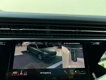 AUDI Q8 QTR 3x S Line Matrix Pano HUD 360 STH 23Z B&O