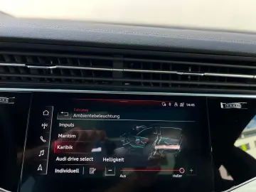 AUDI Q8 QTR 3x S Line Matrix Pano HUD 360 STH 23Z B&O