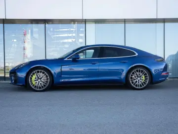 Porsche Panamera 4S E-Hybrid