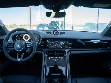 Porsche Panamera 4S E-Hybrid