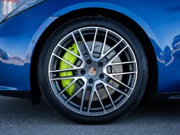 Porsche Panamera 4S E-Hybrid