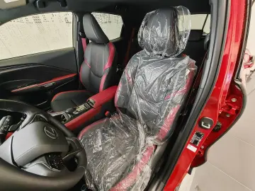 Lexus LBX Vibrant Edition