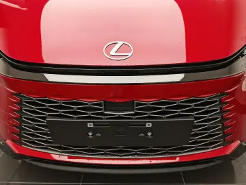 Lexus LBX Vibrant Edition
