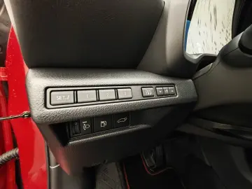 Lexus LBX Vibrant Edition