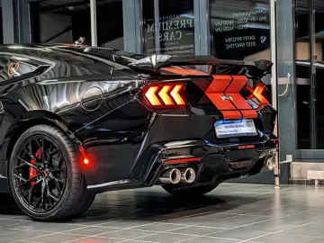 FORD Mustang Dark Horse 5.0  S650 Look Brembo