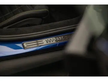FERRARI 296 gtb 3.0 V6 830 GTB