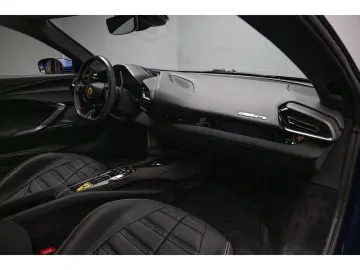 FERRARI 296 gtb 3.0 V6 830 GTB