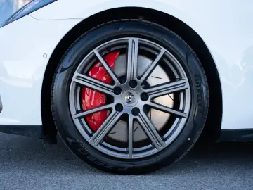 Porsche Panamera Turbo E-Hybrid