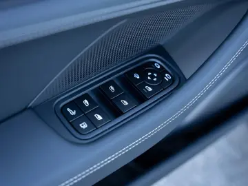 Porsche Panamera Turbo E-Hybrid