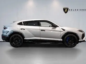 LAMBORGHINI Urus 4.0 V8 PHEV SE