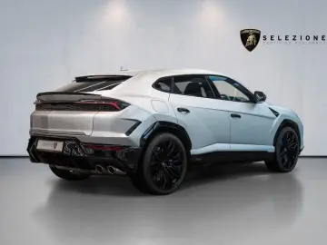 LAMBORGHINI Urus 4.0 V8 PHEV SE