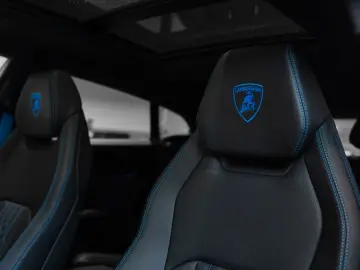 LAMBORGHINI Urus 4.0 V8 PHEV SE