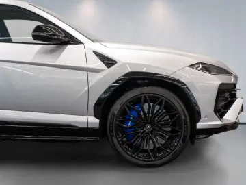 LAMBORGHINI Urus 4.0 V8 PHEV SE