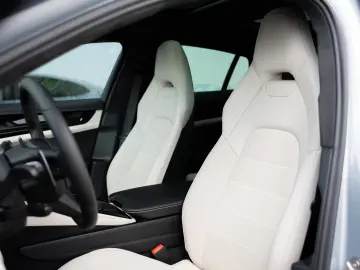 Porsche Panamera 4S E-Hybrid NEW
