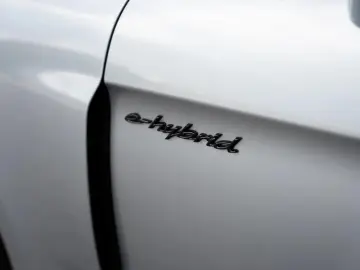 Porsche Panamera 4S E-Hybrid NEW