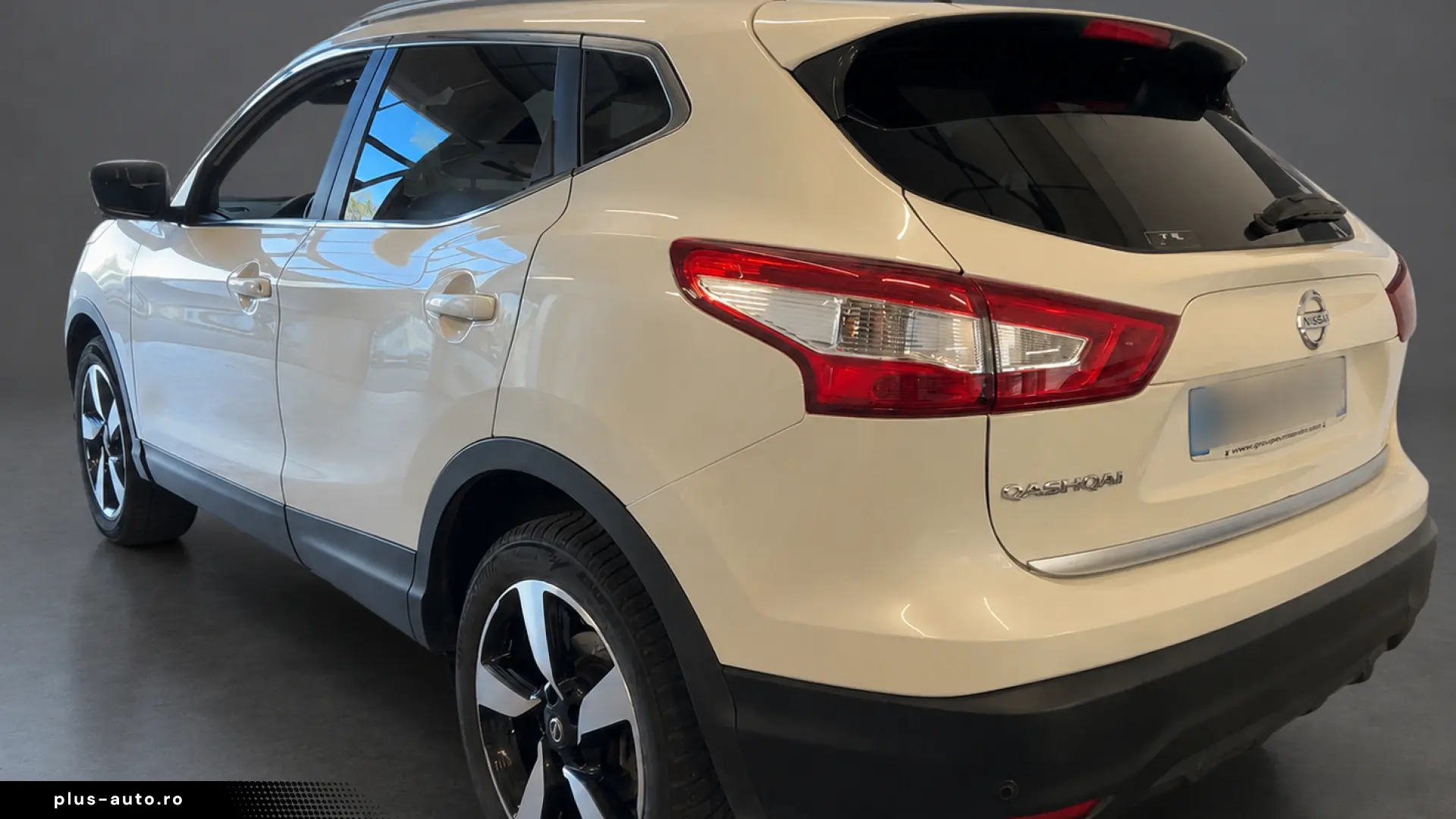 NISSAN QASHQAI Design Edition 1.2 TCe Automat