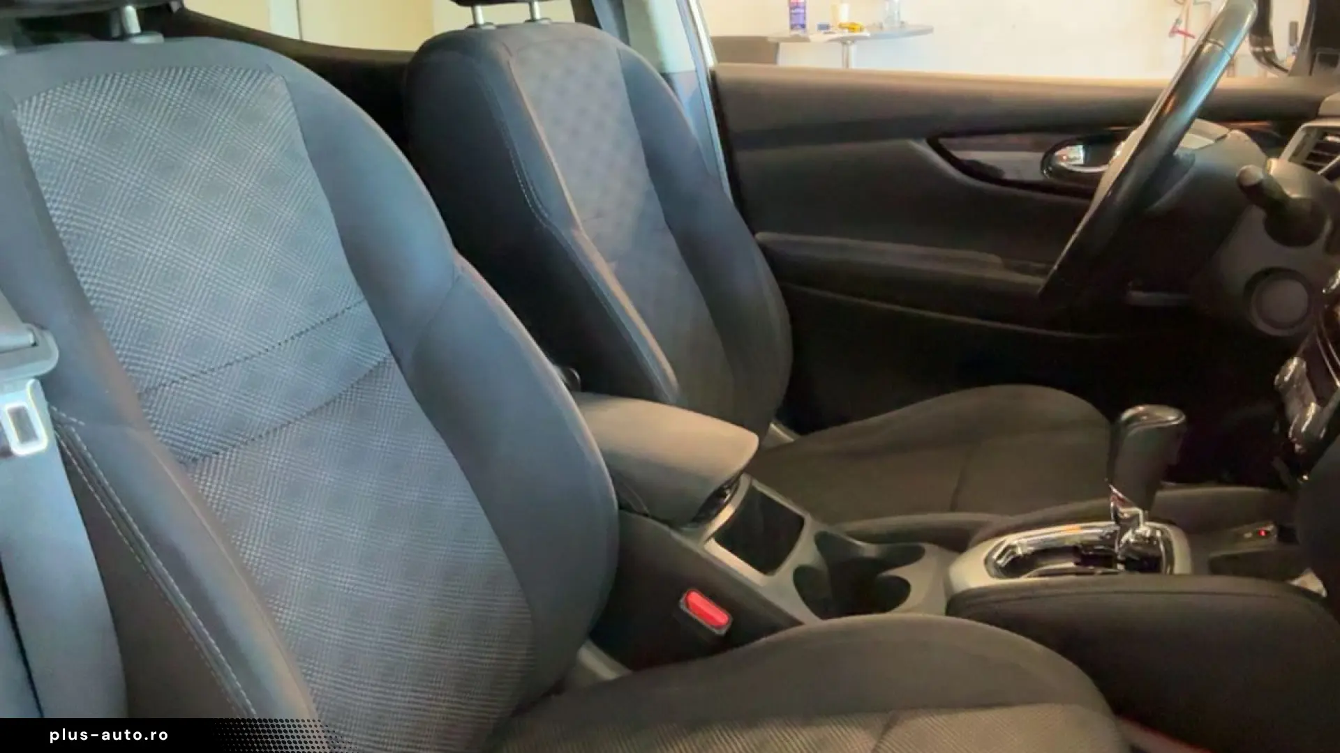 NISSAN QASHQAI Design Edition 1.2 TCe Automat