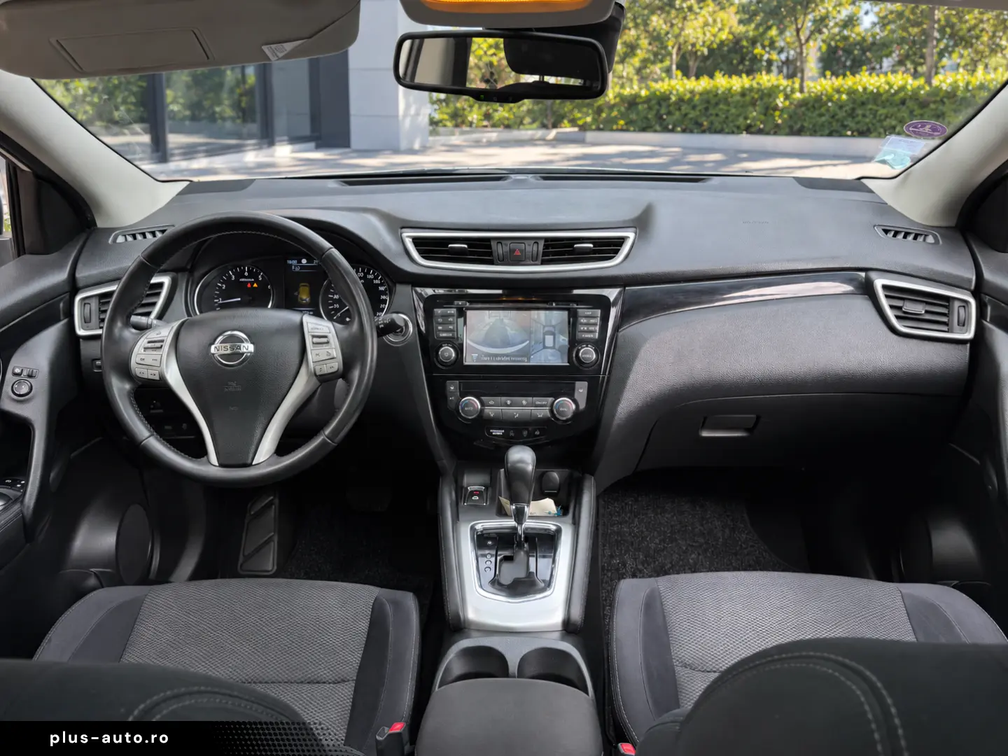 NISSAN QASHQAI Design Edition 1.2 TCe Automat
